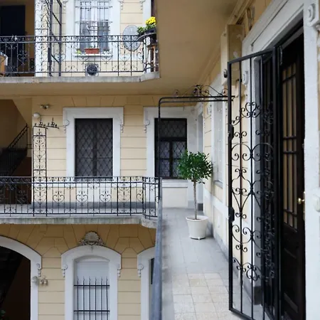 Hip, But Elegant 1 Bedroom Budapest