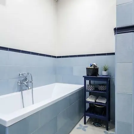 Hip, But Elegant 1 Bedroom