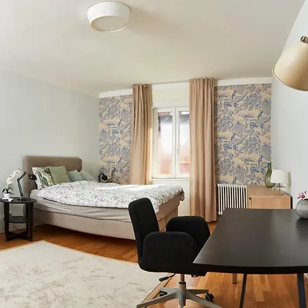 Hip, But Elegant 1 Bedroom Apartment